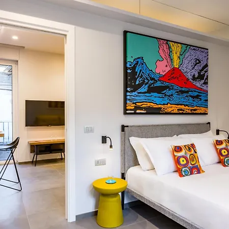 Apartment Pop House In The Heart Of Sanita By Wonderful Italy *